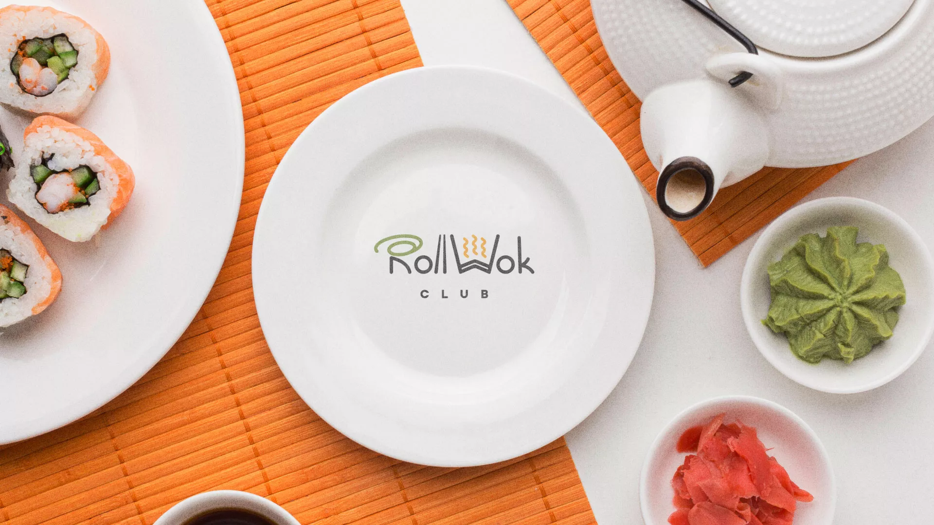 Разработка логотипа и фирменного стиля в Мытищах для суши-бара «Roll Wok Club»